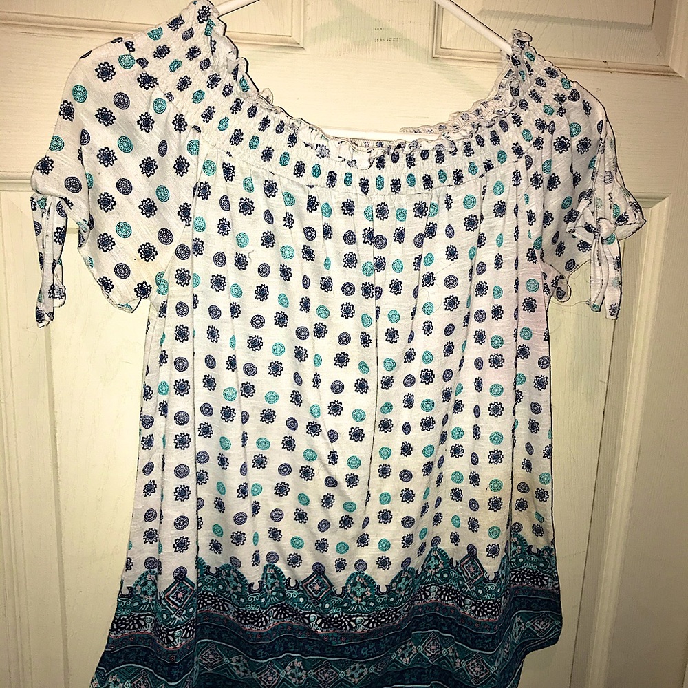 Ladies Large Teal Shirt With Mini Mandalas
